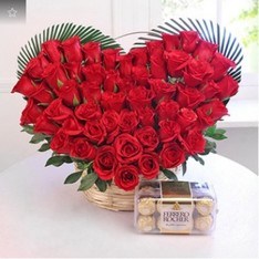 Heart Shaped of 50 Red Roses 16 Pcs Ferrero Rocher Chocolate