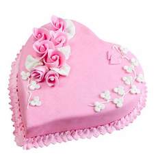 Heart Shaped Strawberry Cake 2kg