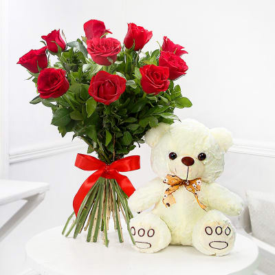 Bunch of 10 Roses and 6 inches Teddy