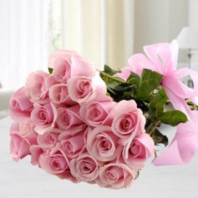 Beautiful Bunch of 20 Pink Roses