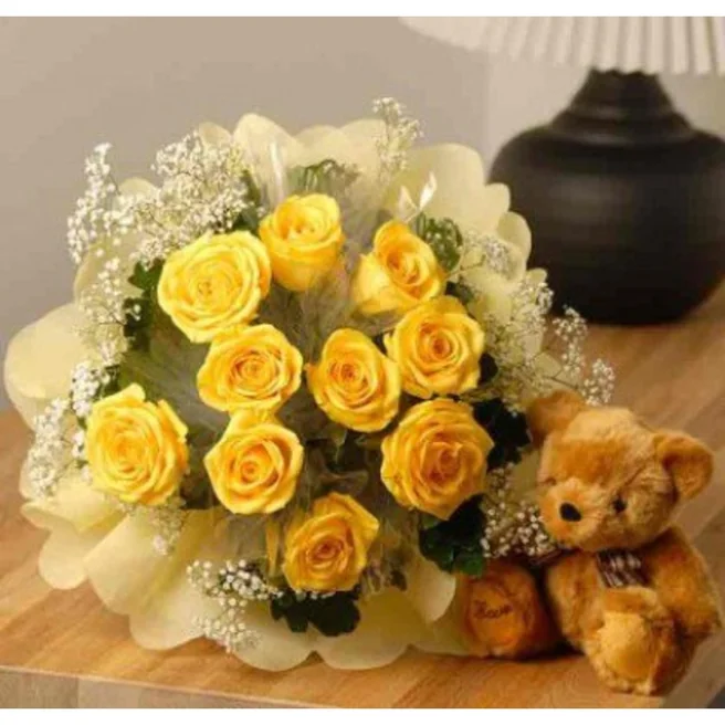 Bunch of 20 Yellow Roses With a Teddy