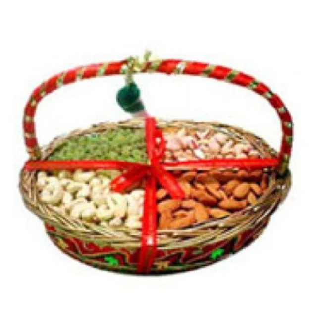 1 Kgs Mixed Dry Fruits in a Basket
